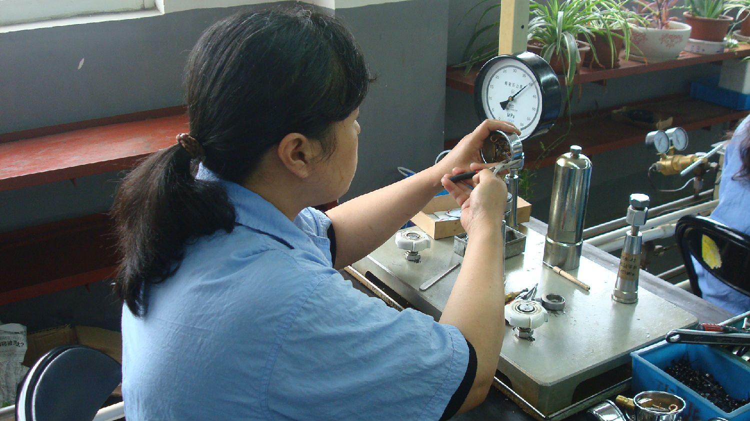 耐震压力表校验