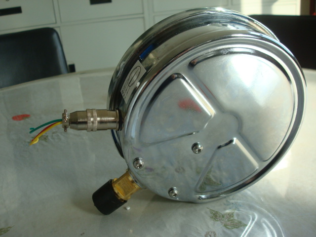 电接点压力表样品